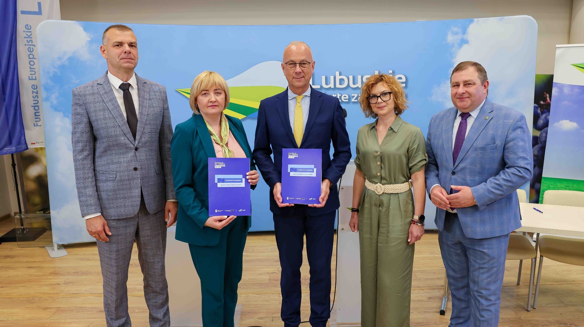 Jest umowa na utworzenie Centrum Wsparcia Organizacji Pozarządowych