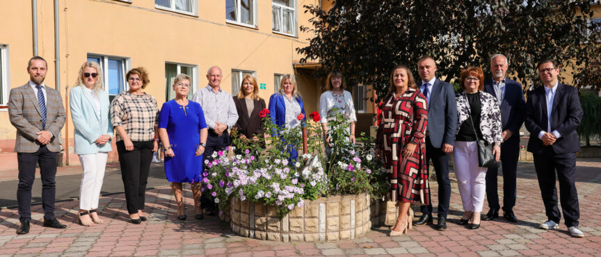 W partnerstwie raźniej. Ruszył innowacyjny projekt społeczny